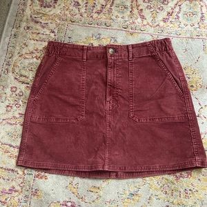 American Eagle velvet ribbed red skirt